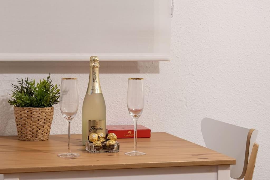 Apartamento Con Terraza A 4 Minutos De La Catedral Granada Ngoại thất bức ảnh