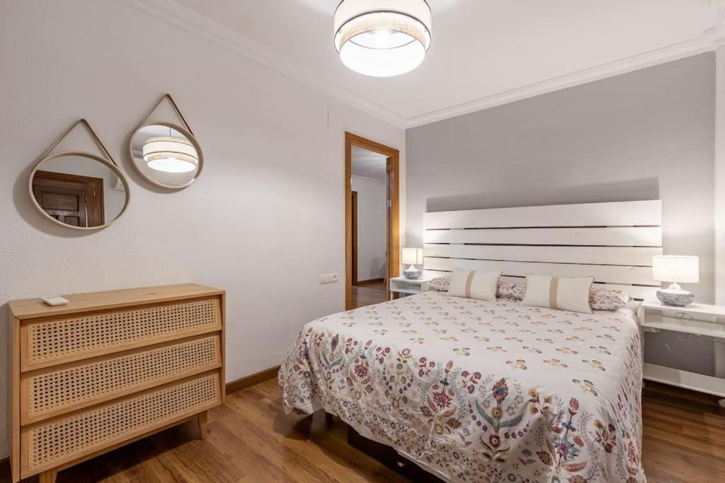 Apartamento Con Terraza A 4 Minutos De La Catedral Granada Ngoại thất bức ảnh