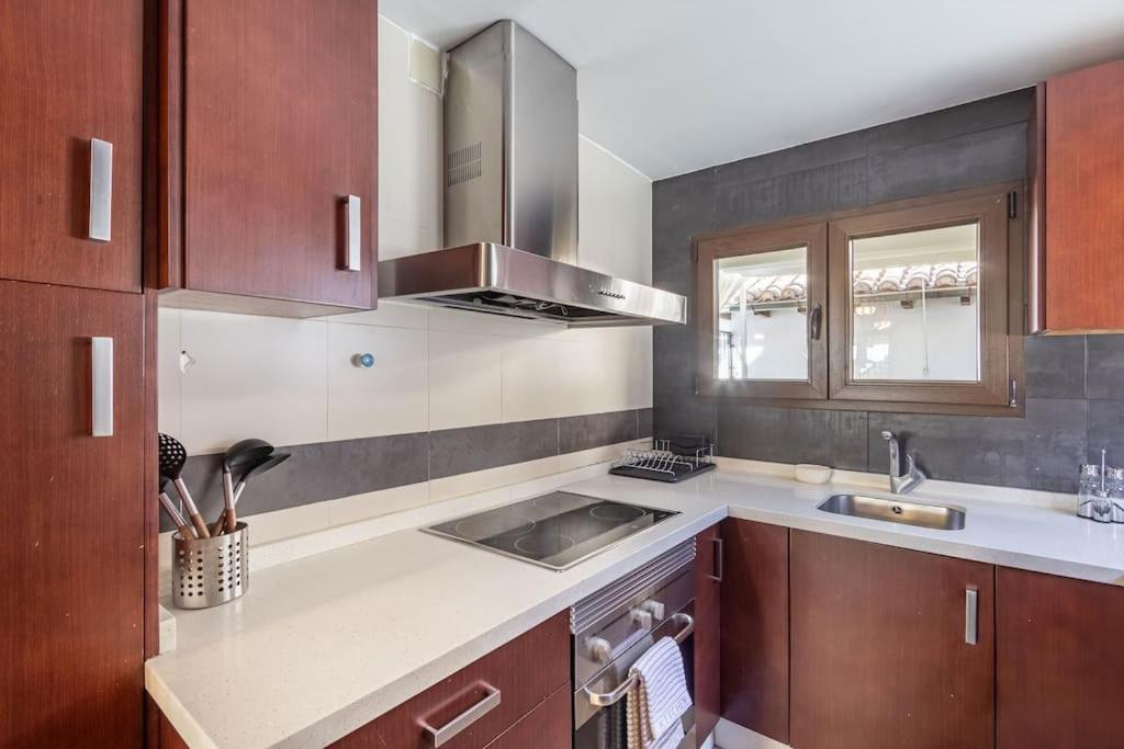 Apartamento Con Terraza A 4 Minutos De La Catedral Granada Ngoại thất bức ảnh