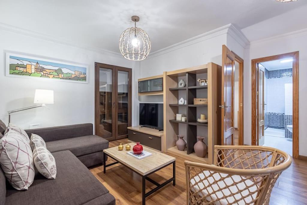 Apartamento Con Terraza A 4 Minutos De La Catedral Granada Ngoại thất bức ảnh