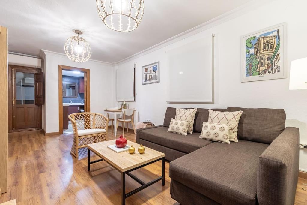 Apartamento Con Terraza A 4 Minutos De La Catedral Granada Ngoại thất bức ảnh