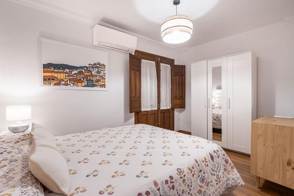 Apartamento Con Terraza A 4 Minutos De La Catedral Granada Ngoại thất bức ảnh