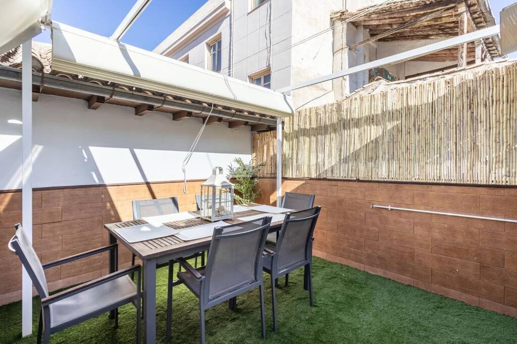 Apartamento Con Terraza A 4 Minutos De La Catedral Granada Ngoại thất bức ảnh
