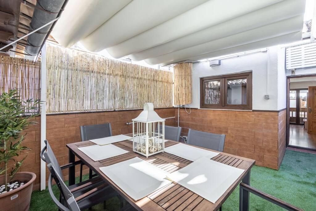 Apartamento Con Terraza A 4 Minutos De La Catedral Granada Ngoại thất bức ảnh