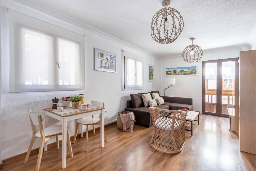 Apartamento Con Terraza A 4 Minutos De La Catedral Granada Ngoại thất bức ảnh